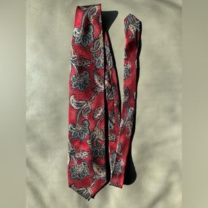 Pierre Balmain 100% Italian Silk Tie